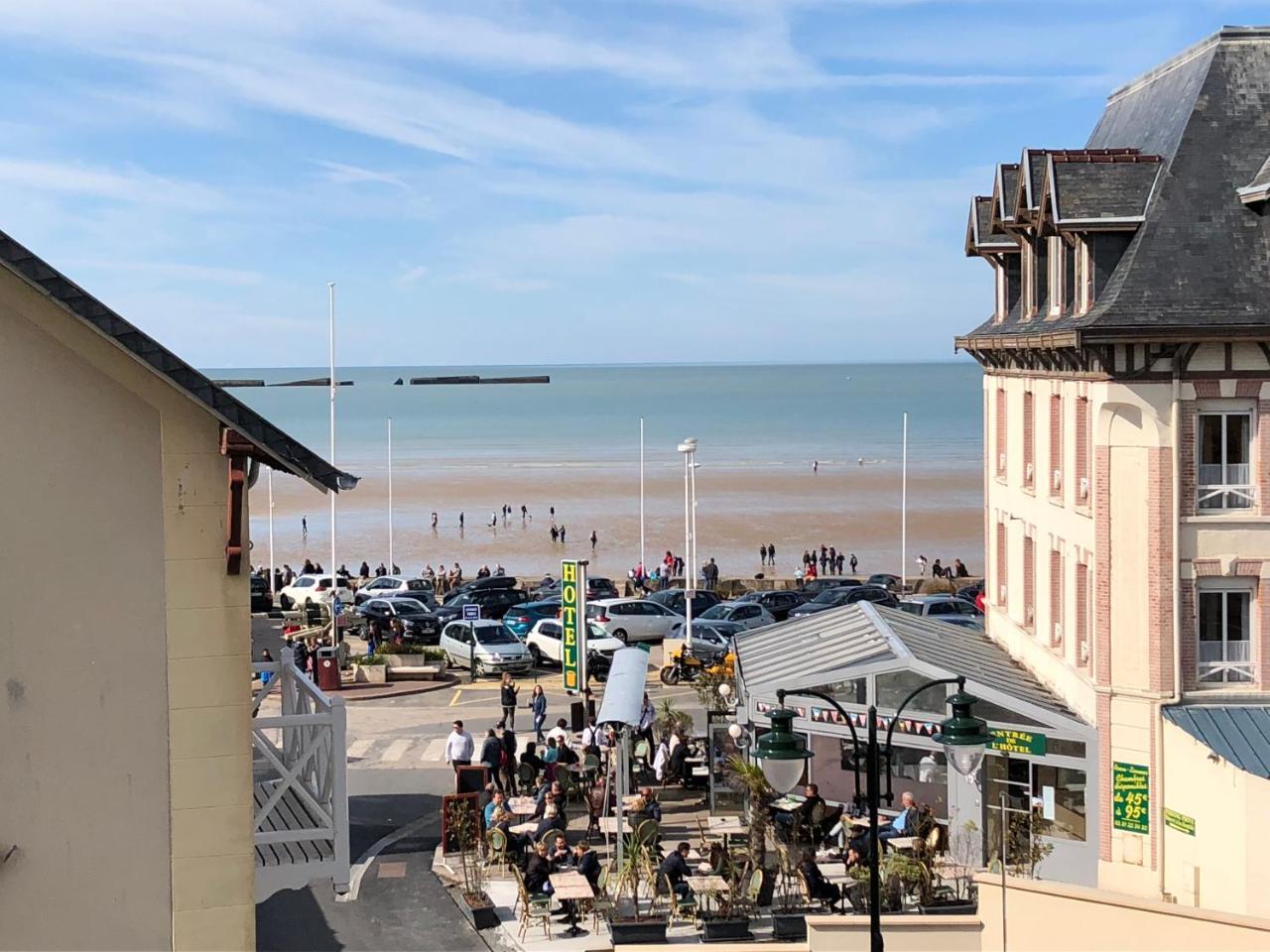 Hotel Dday Aviators Le Manoir Arromanches-les-Bains Exterior foto